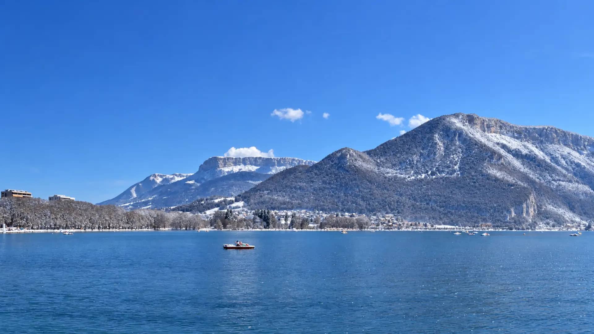 Paysage hivernal à Annecy, Annecy & son lac — conciergerie Airbnb VM Conciergerie
